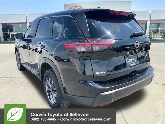 Used 2024 Nissan Rogue S video 3