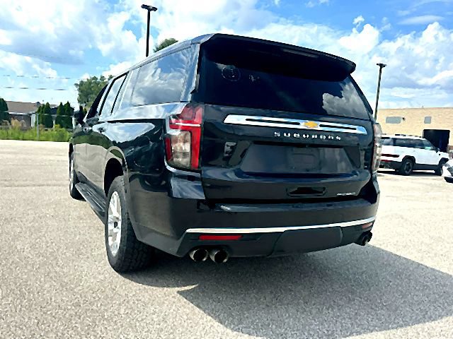 Used 2023 Chevrolet Suburban Premier AWD/4WD image 4
