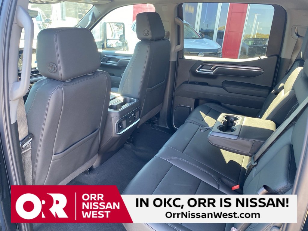 Used 2025 Chevrolet Silverado 1500 LTZ image 17