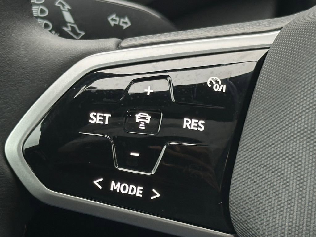 Used 2023 Volkswagen ID.4 S image 21