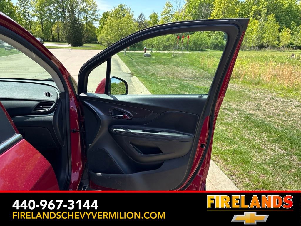 Used 2019 Buick Encore Sport Touring w/ Safety Package FWD image 29