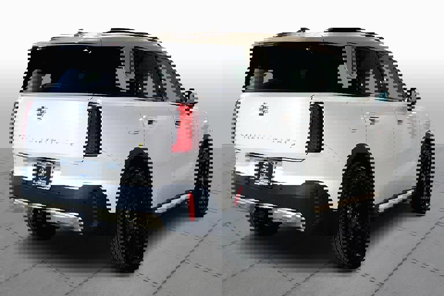 Used 2025 MINI Cooper Countryman SE w/ Comfort Package Max image 12