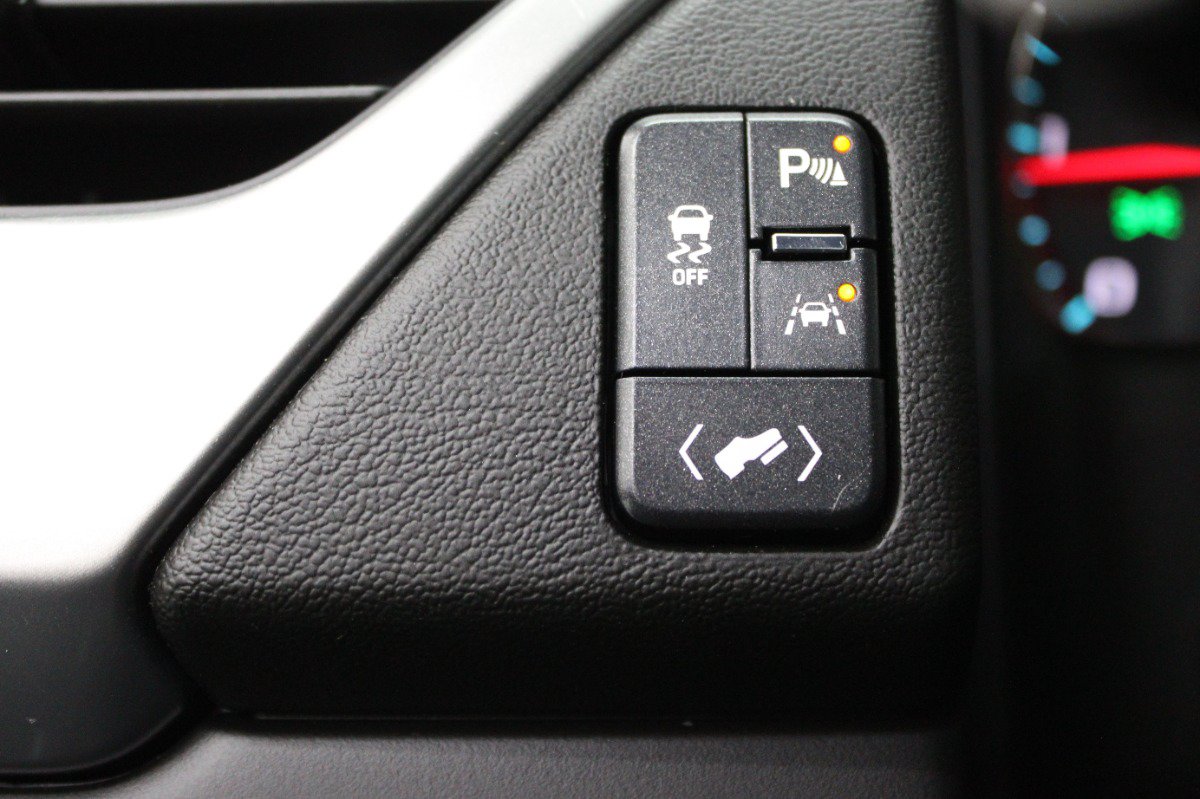 Used 2018 Chevrolet Tahoe LT RWD image 22
