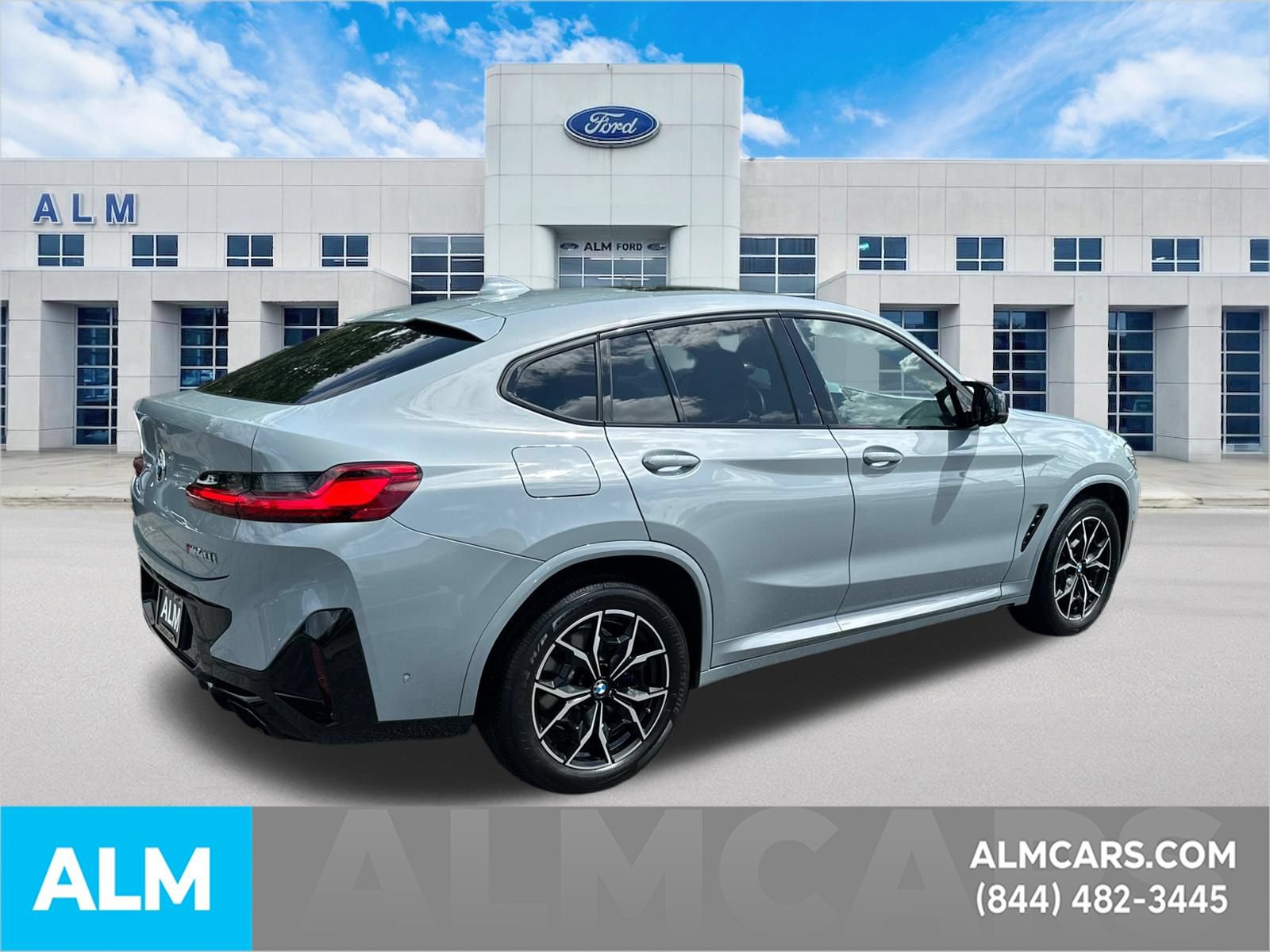 Used 2024 BMW X4 M40i AWD/4WD image 5