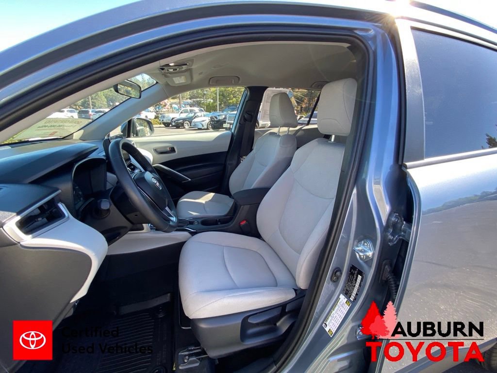 Certified 2024 Toyota Corolla Cross LE AWD/4WD image 30