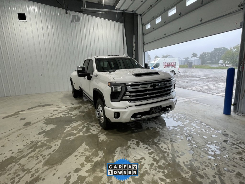 Used 2025 Chevrolet Silverado 3500 High Country w/ High Country Premium Package image 18