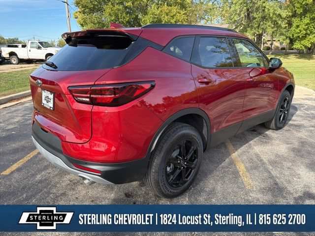 New 2025 Chevrolet Blazer LT w/ Midnight/Sport Edition AWD/4WD image 3