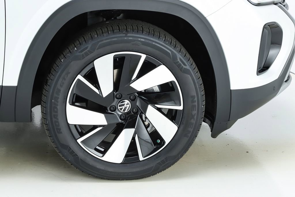 New 2026 Volkswagen Atlas Cross Sport SEL image 53