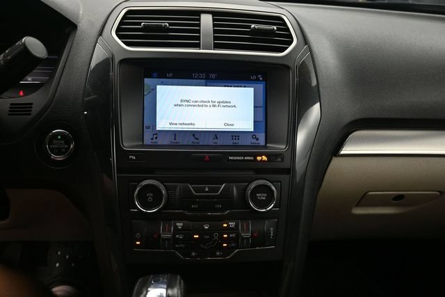 Used 2018 Ford Explorer XLT w/ Equipment Group 202A AWD/4WD image 25