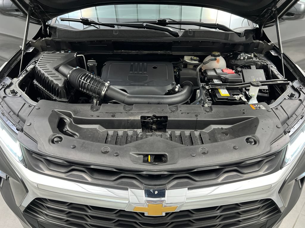 Used 2025 Chevrolet Blazer LT FWD image 73