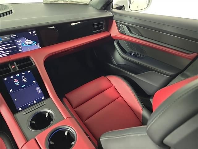 Used 2026 Porsche Taycan GTS image 24