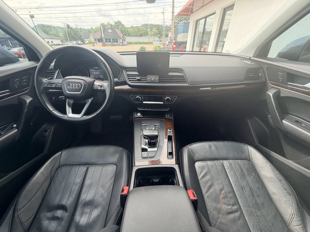 Used 2018 Audi Q5 2.0T Premium w/ Convenience Package AWD/4WD image 18
