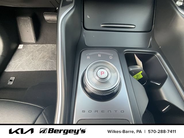 Certified 2025 Kia Sorento EX AWD/4WD image 14