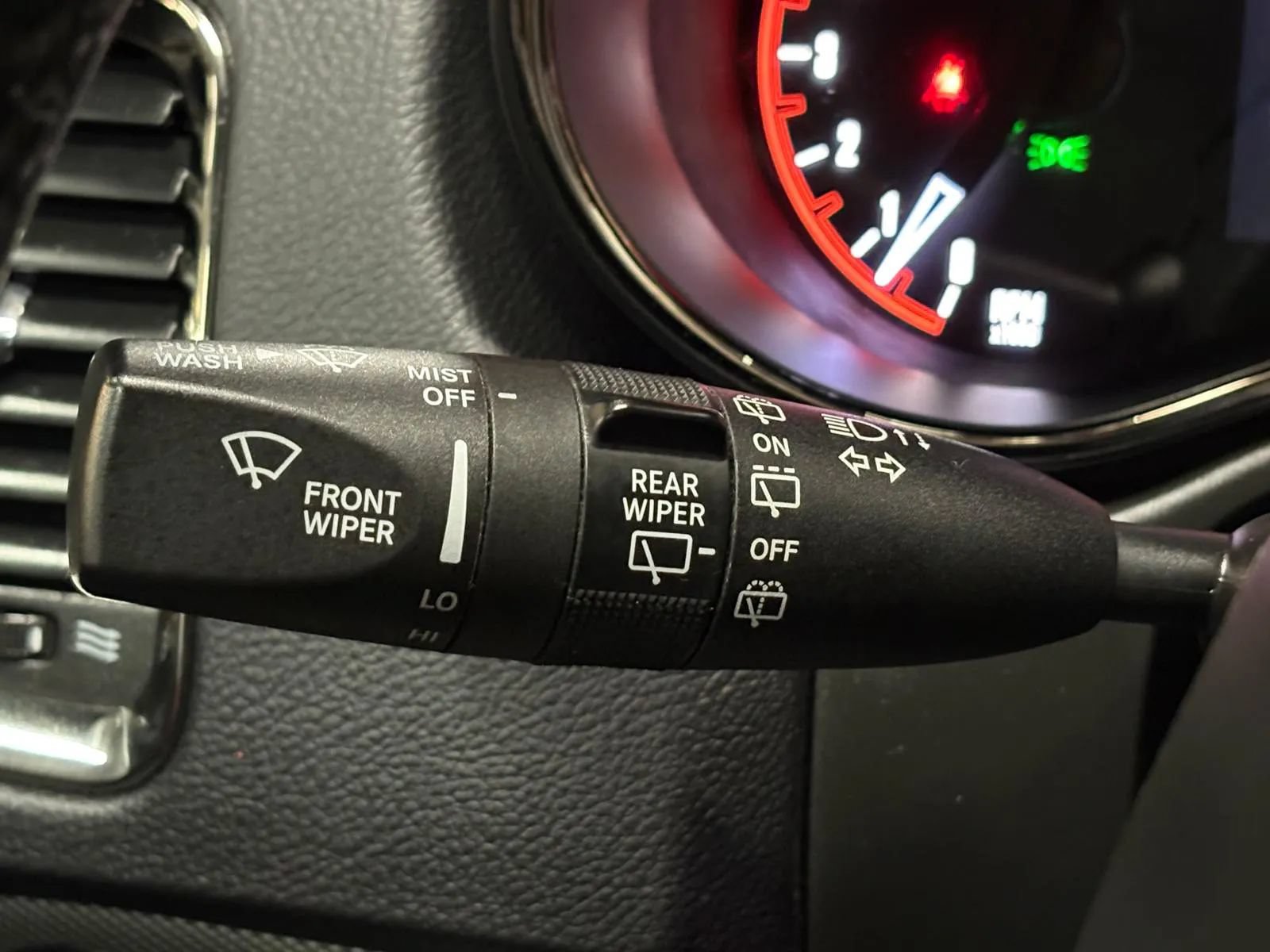 Used 2020 Dodge Durango GT AWD/4WD image 38