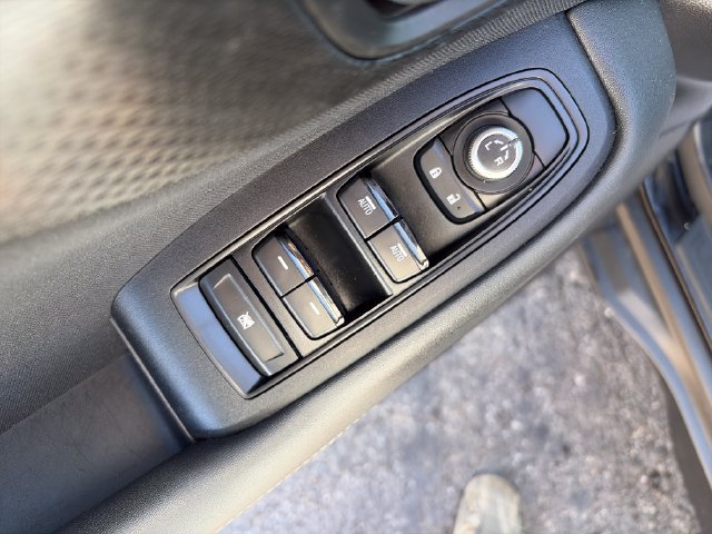 Used 2023 Subaru Outback Premium AWD/4WD image 11
