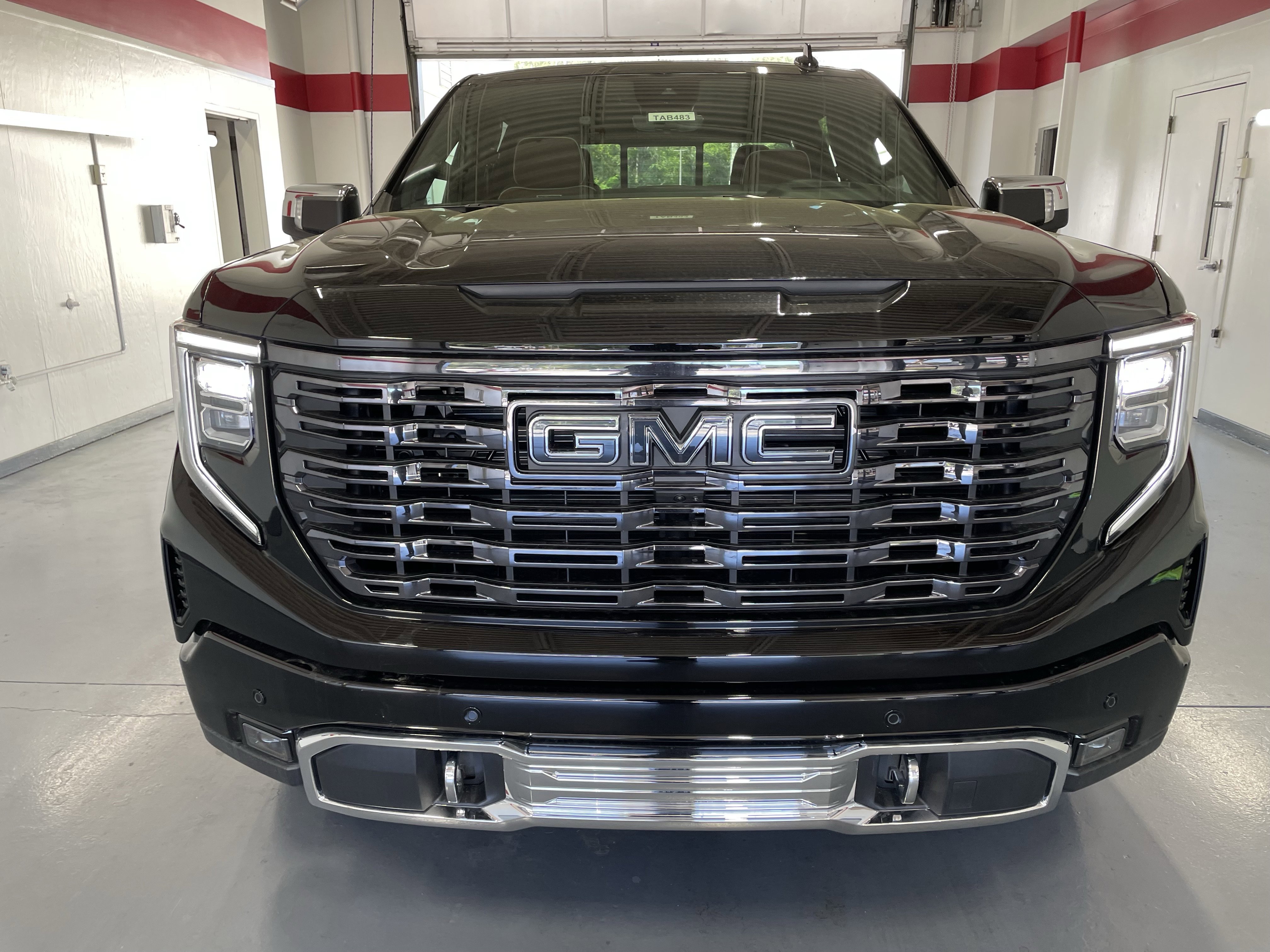 New 2026 GMC Sierra 1500 Denali Ultimate AWD/4WD image 2