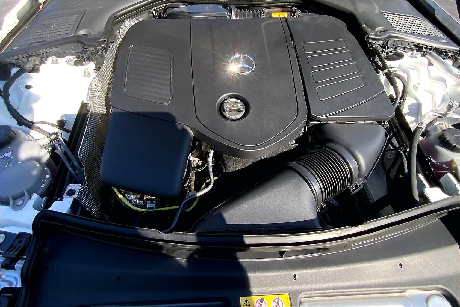 Certified 2025 Mercedes-Benz C 300 4MATIC Sedan image 15