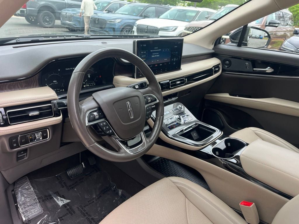 Used 2023 Lincoln Nautilus Reserve w/ Equipment Group 201A AWD/4WD image 26