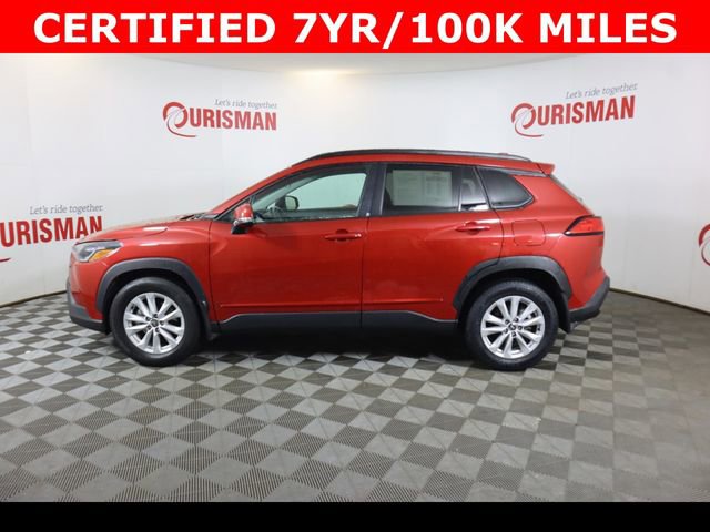 Used 2024 Toyota Corolla Cross LE image 6