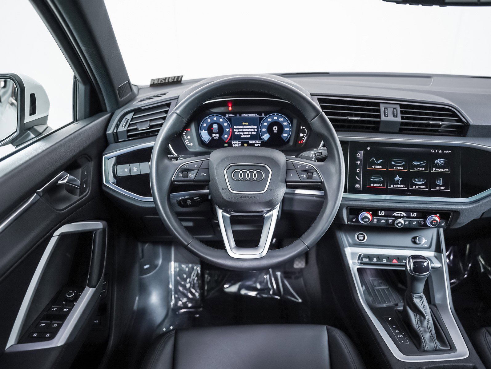 Used 2024 Audi Q3 2.0T Premium AWD/4WD image 14