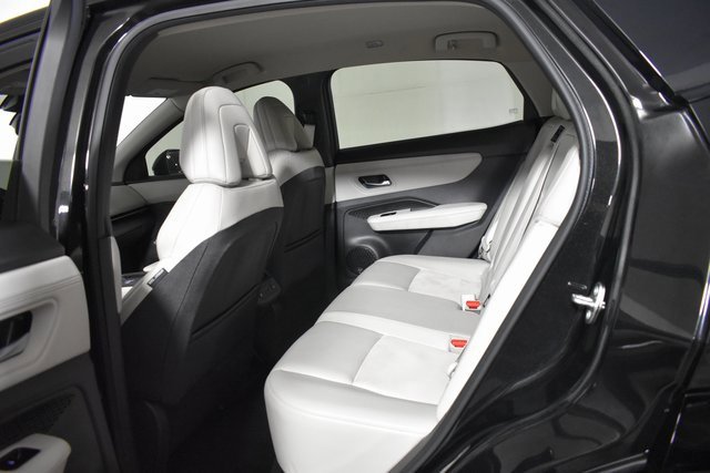 Certified 2023 Nissan Ariya AWD image 31