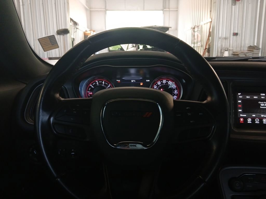 Used 2023 Dodge Challenger SXT RWD image 14