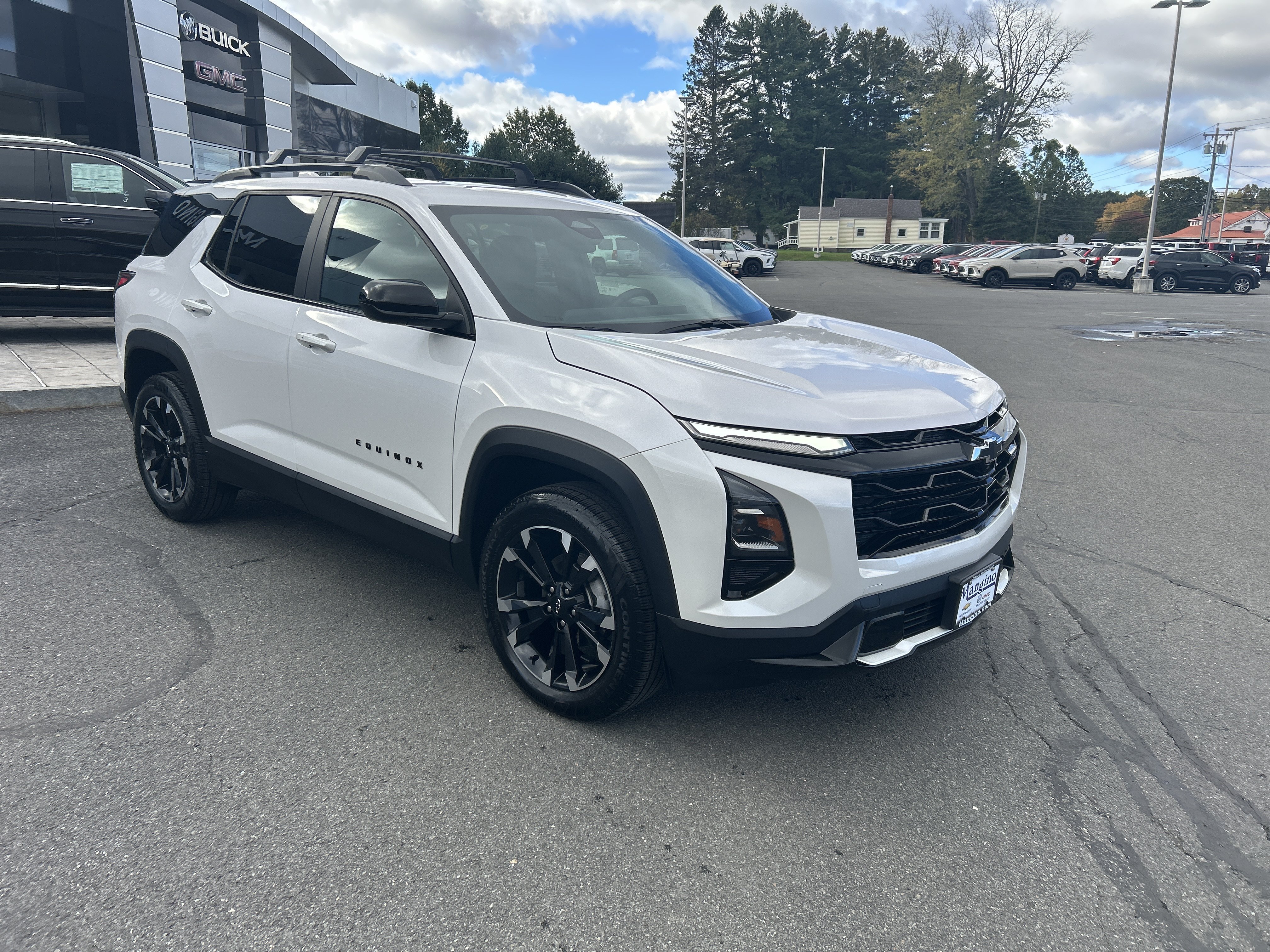 Used 2025 Chevrolet Equinox RS AWD/4WD image 16