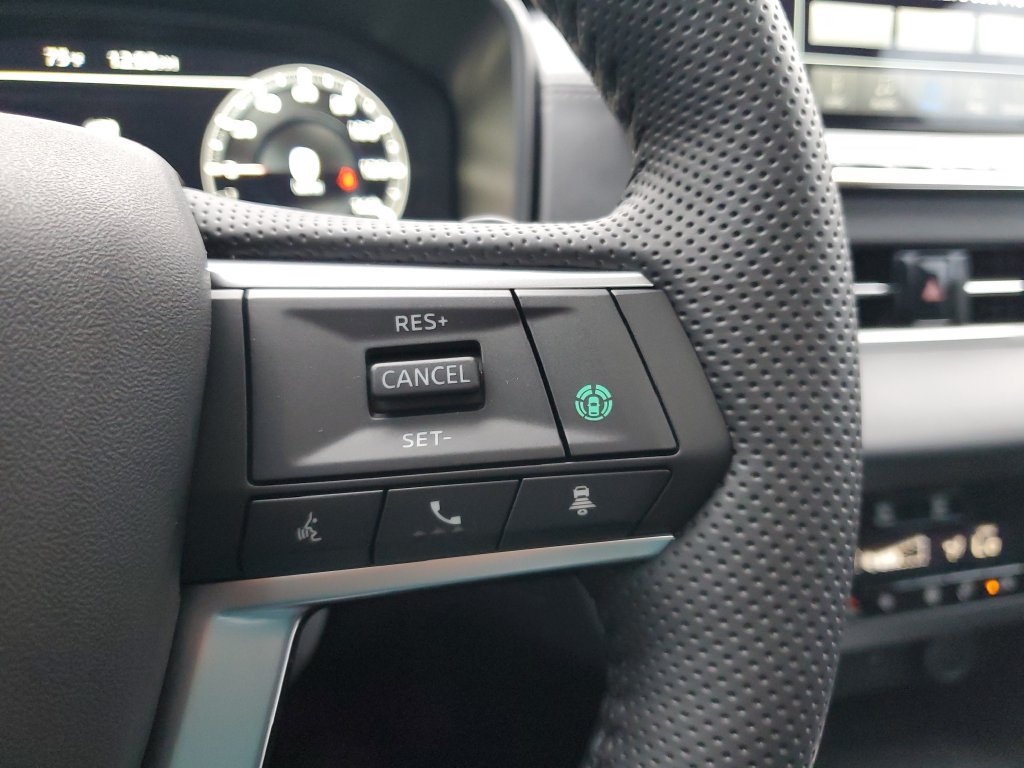 Used 2025 Mitsubishi Outlander SEL AWD/4WD image 22