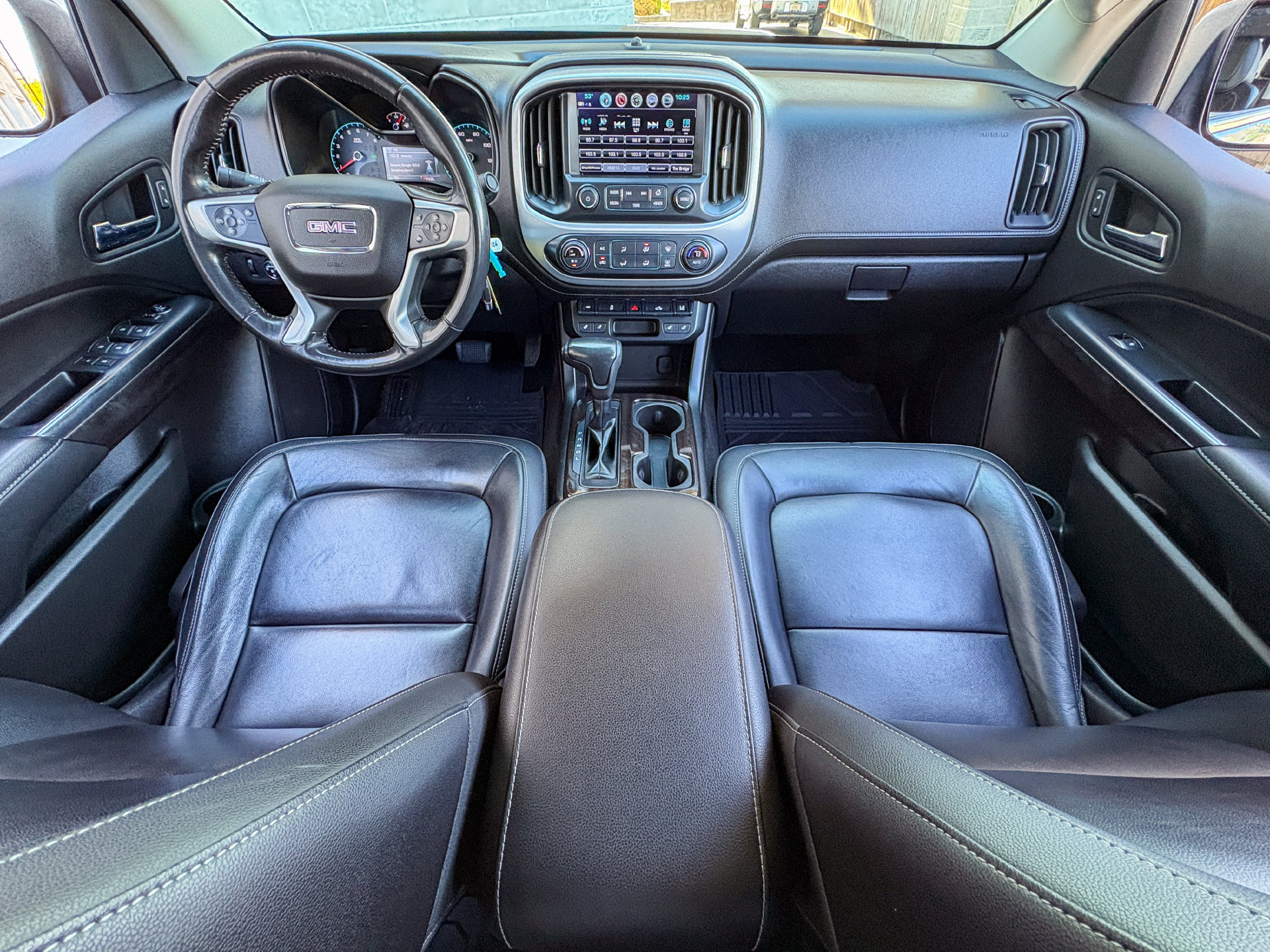 Used 2018 GMC Canyon SLT w/ Driver Alert Package AWD/4WD image 2
