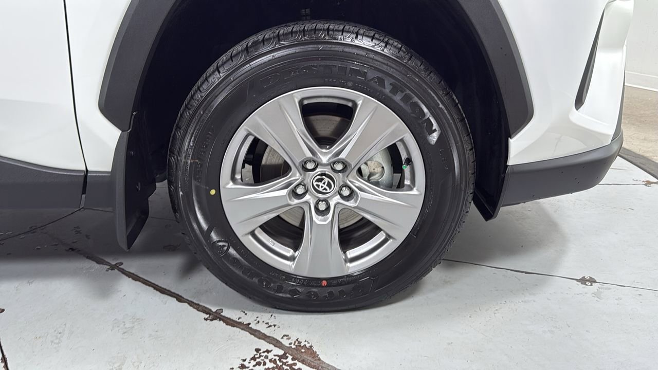 Certified 2025 Toyota RAV4 XLE w/ Convenience Package image 21