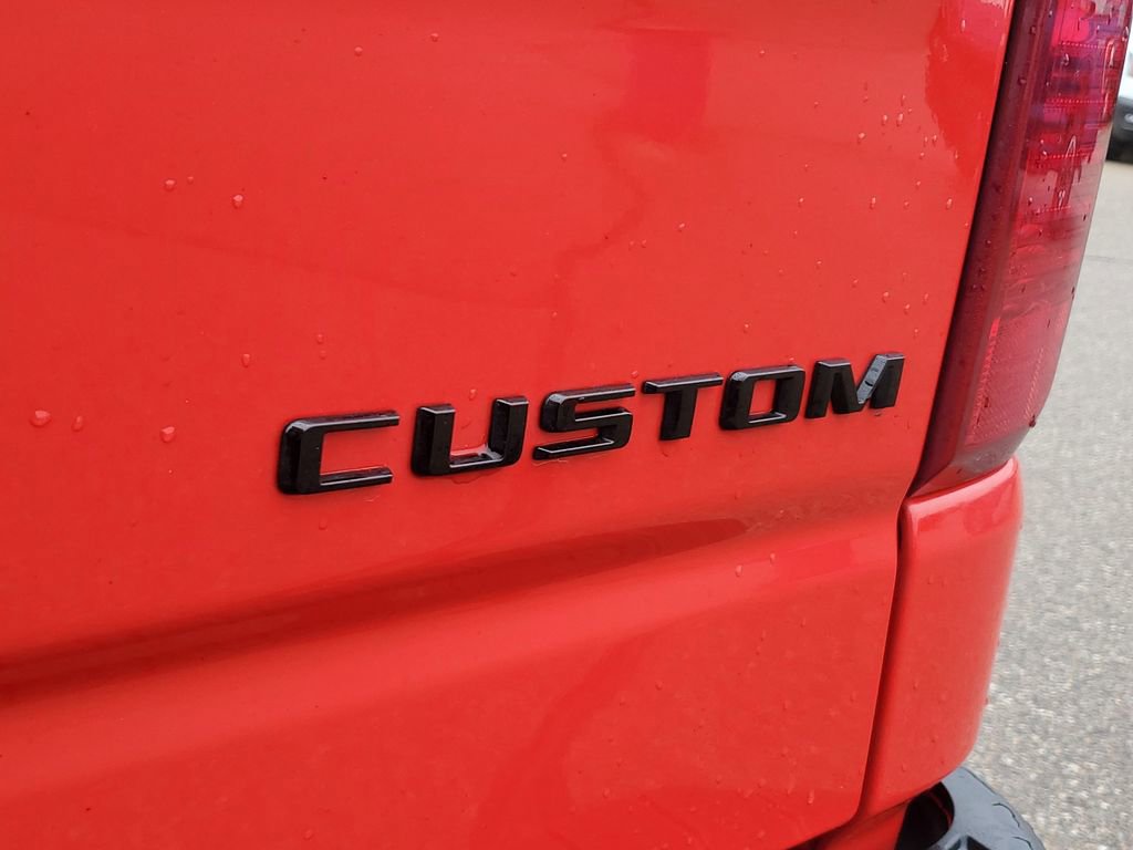 Used 2023 Chevrolet Silverado 1500 Custom w/ LPO, Dark Essentials Package AWD/4WD image 7