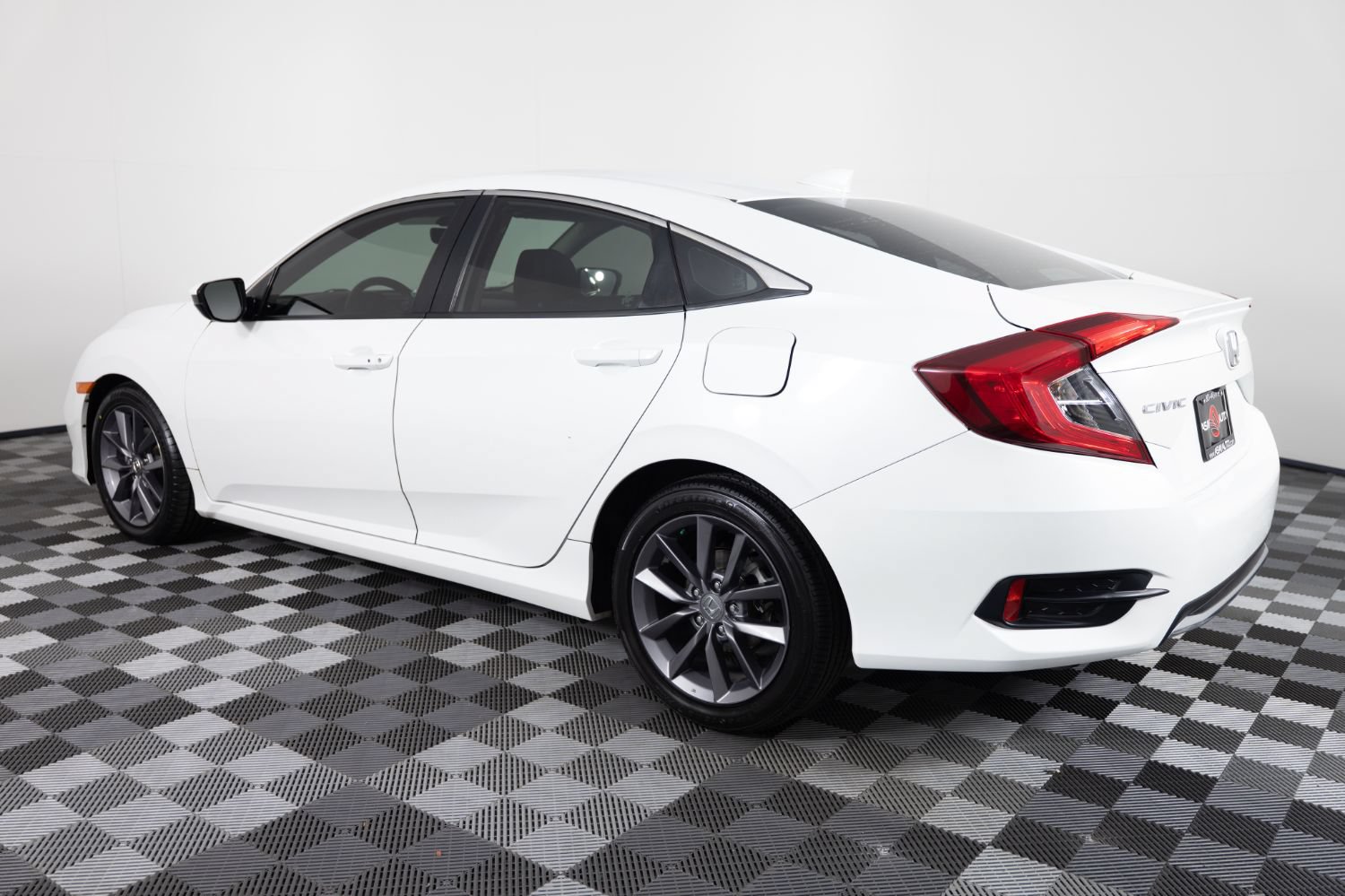 Used 2020 Honda Civic EX-L image 4