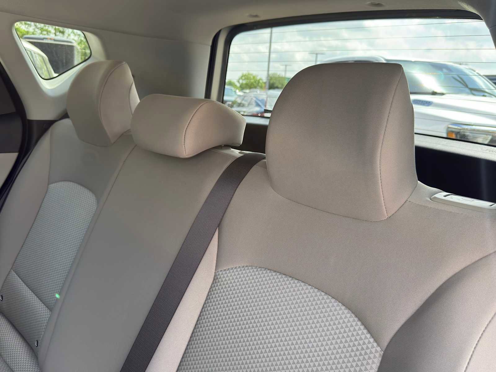 Certified 2025 Kia Soul LX FWD image 24