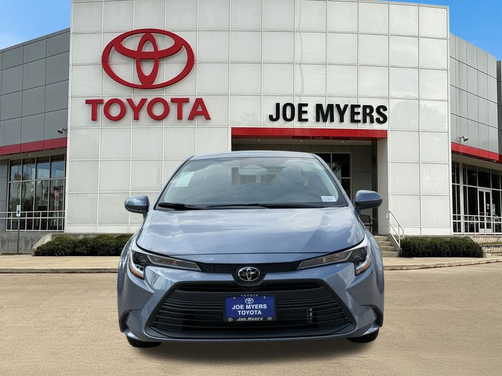 New 2026 Toyota Corolla LE FWD image 6