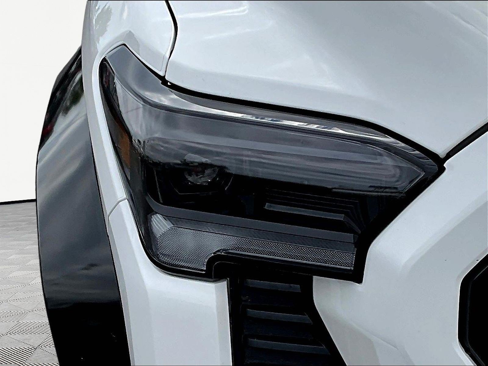 Used 2024 Toyota Tacoma TRD Pro AWD/4WD image 30