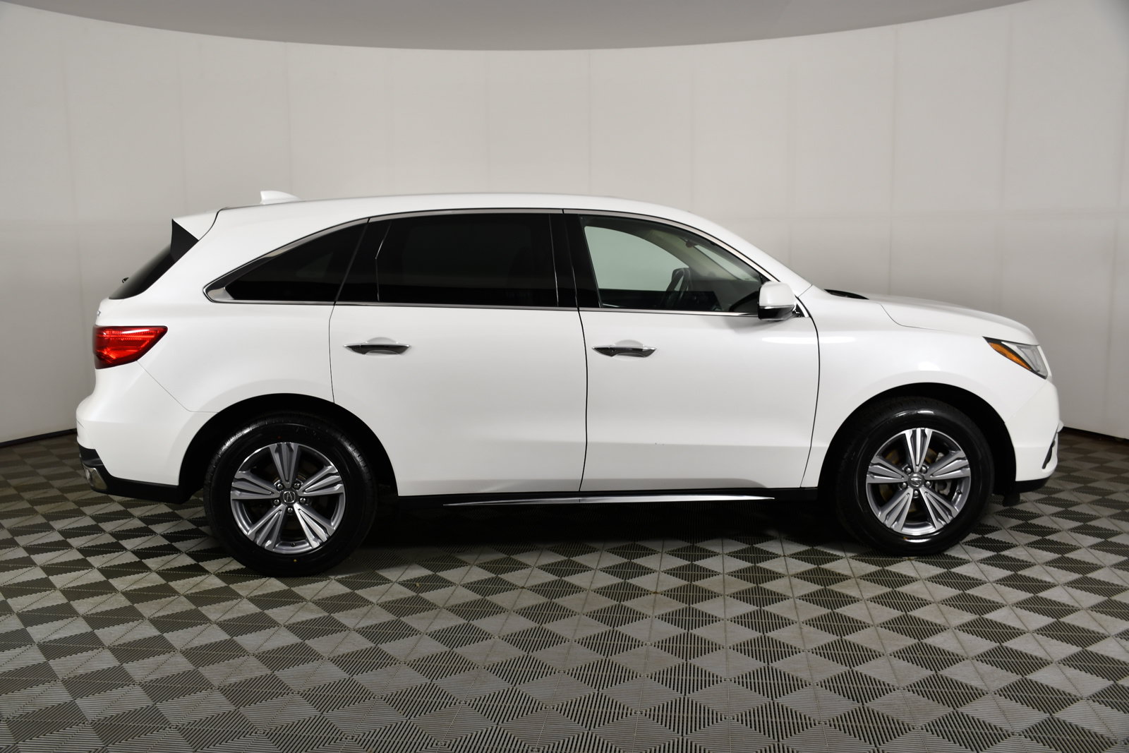 Certified 2020 Acura MDX SH-AWD image 5