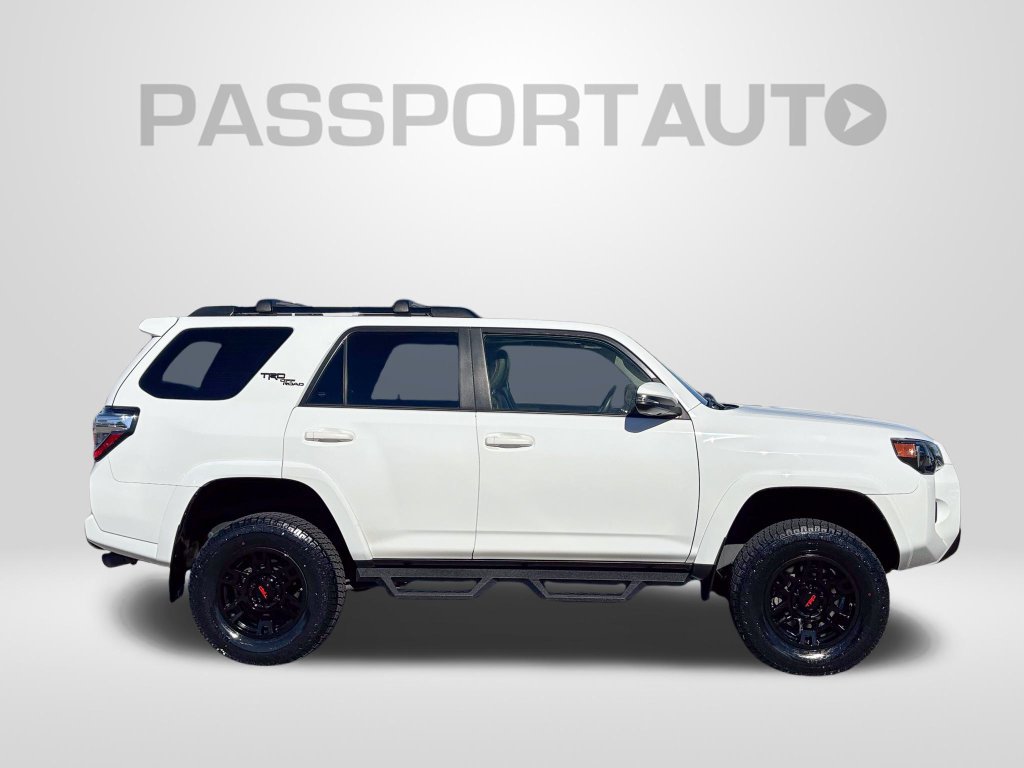 Used 2019 Toyota 4Runner TRD Off-Road Premium AWD/4WD image 9