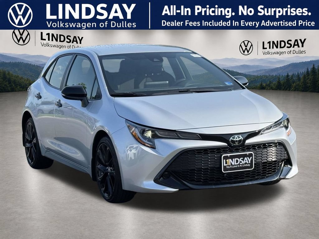 Used 2022 Toyota Corolla SE FWD image 1