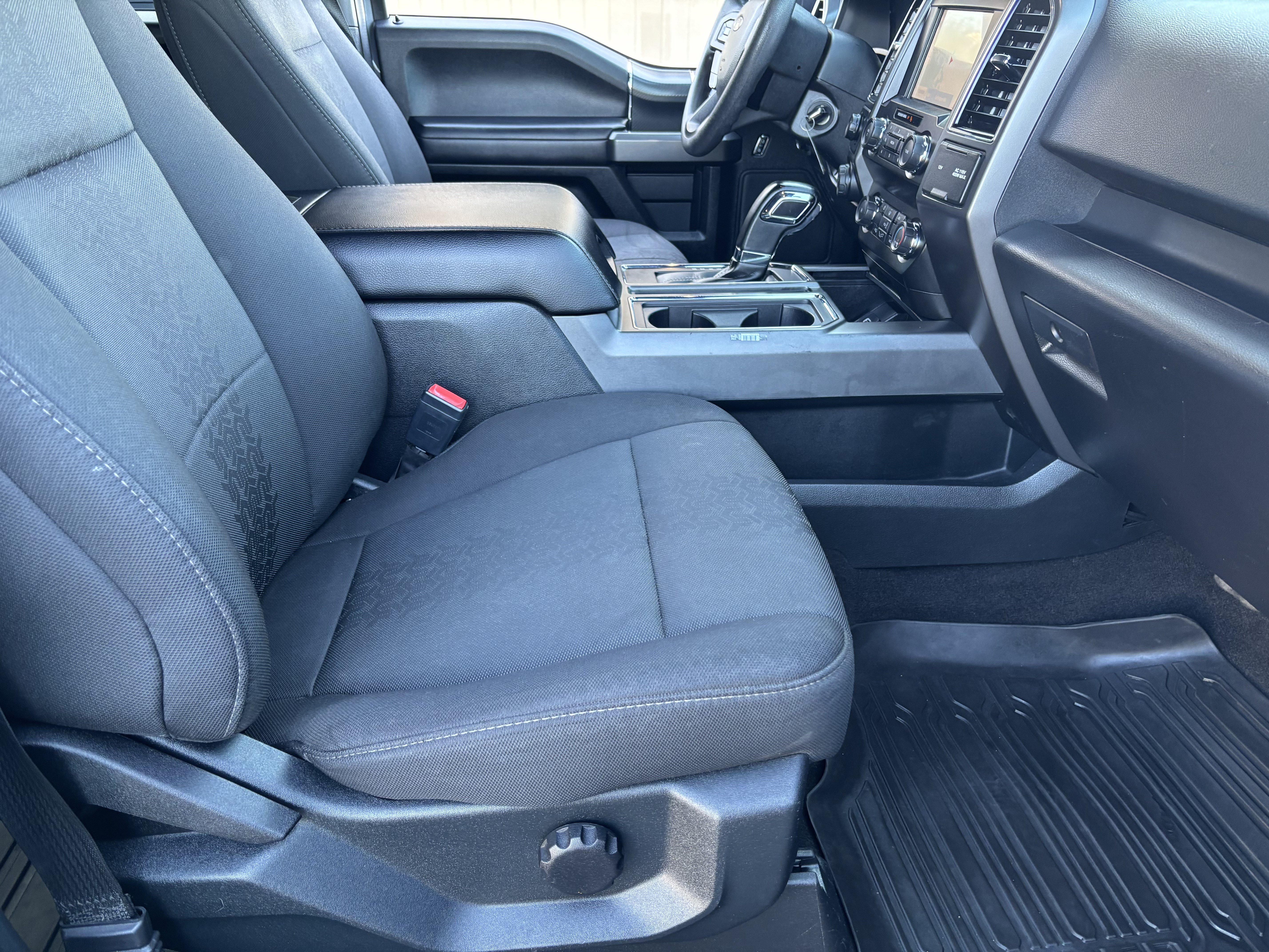 Used 2020 Ford F150 XLT w/ Equipment Group 301A Mid AWD/4WD image 27