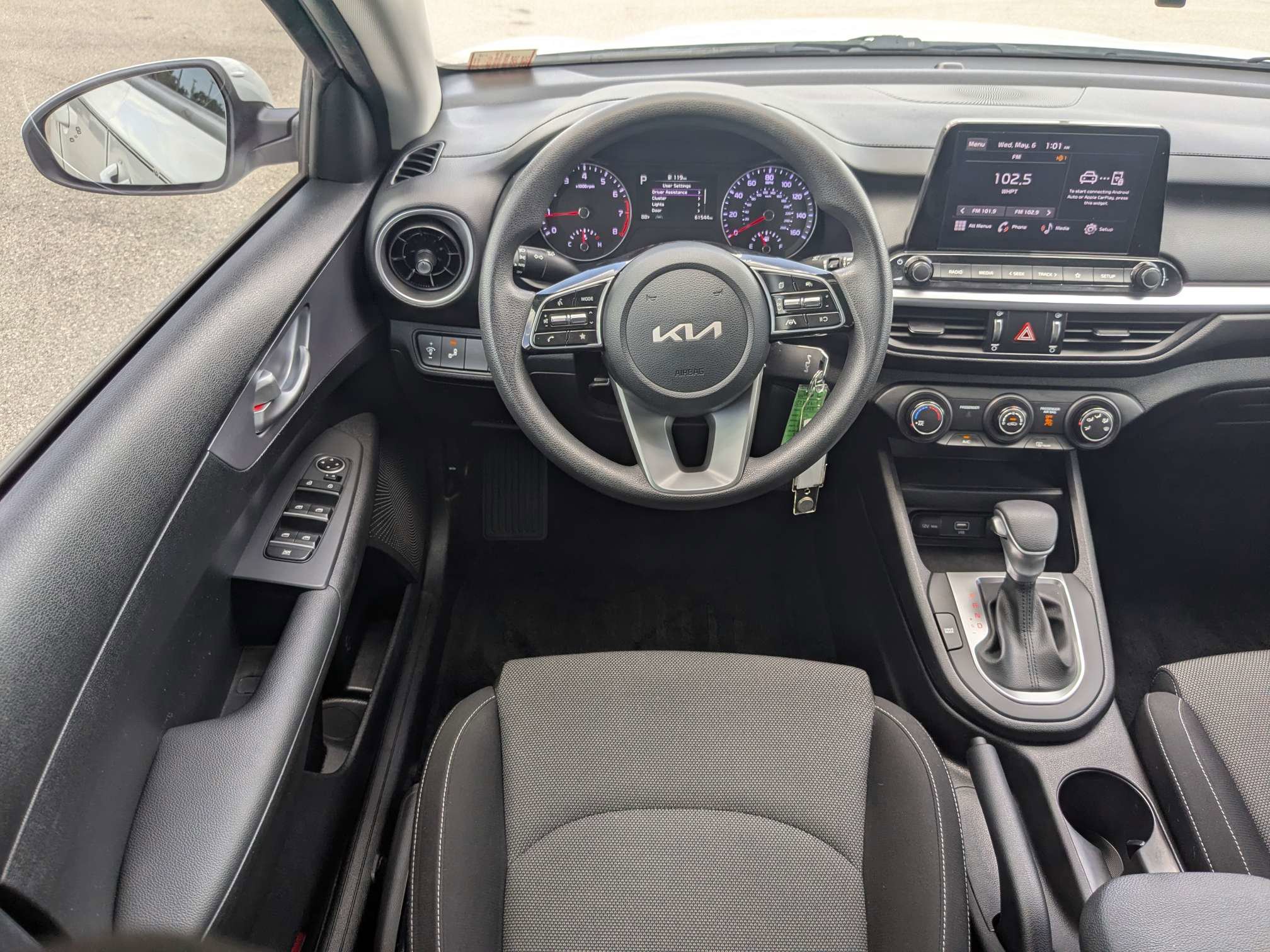 Certified 2022 Kia Forte LXS w/ LXS Technology Package FWD image 16