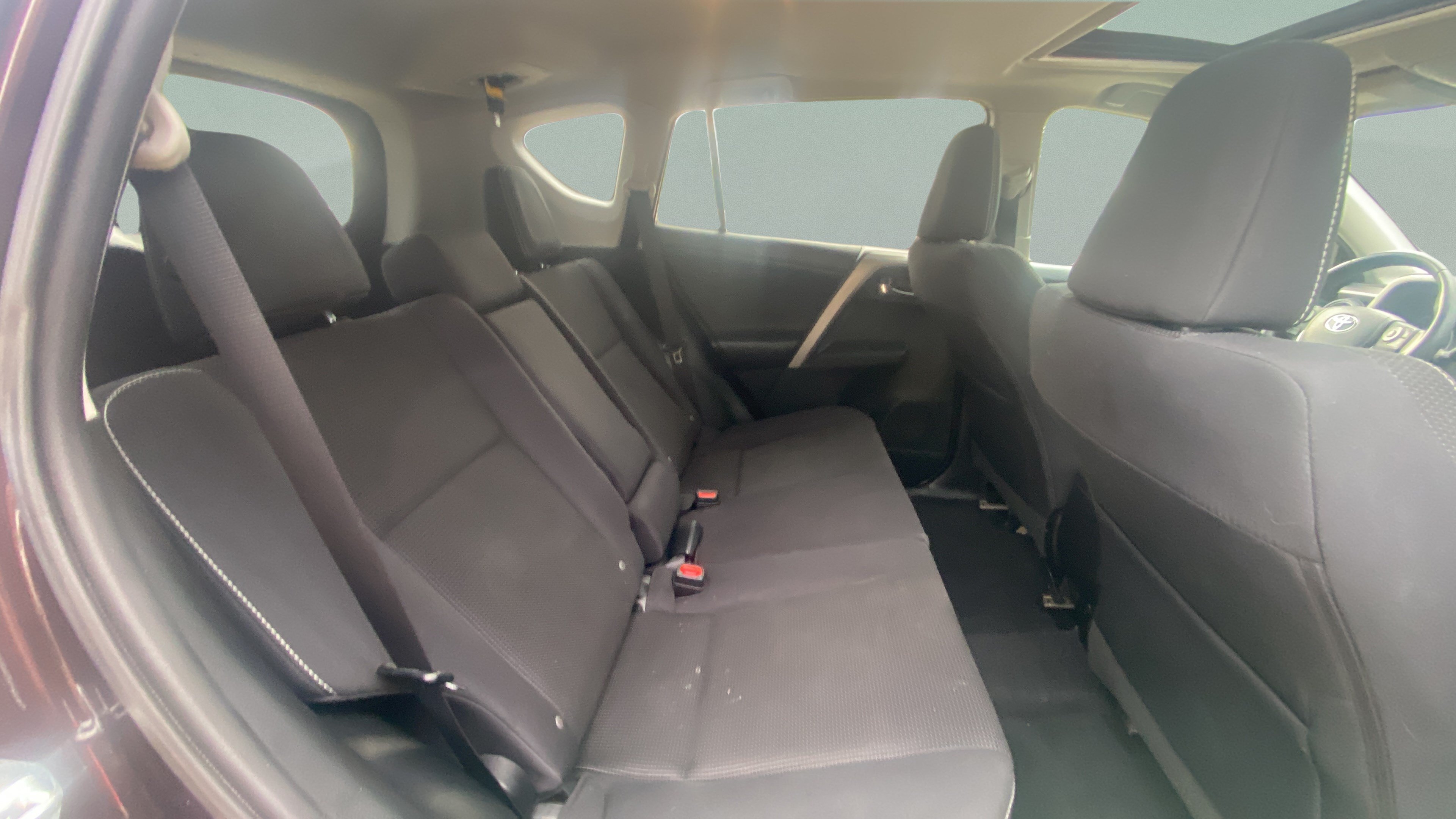 Used 2016 Toyota RAV4 XLE FWD image 23