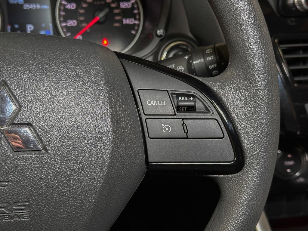 Used 2024 Mitsubishi Eclipse Cross AWD image 32