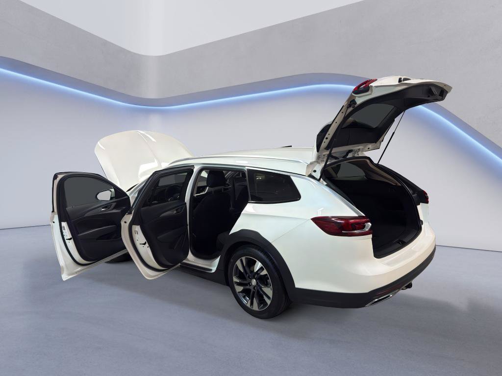 Used 2020 Buick Regal Preferred w/ Sights and Sounds Package AWD/4WD image 12