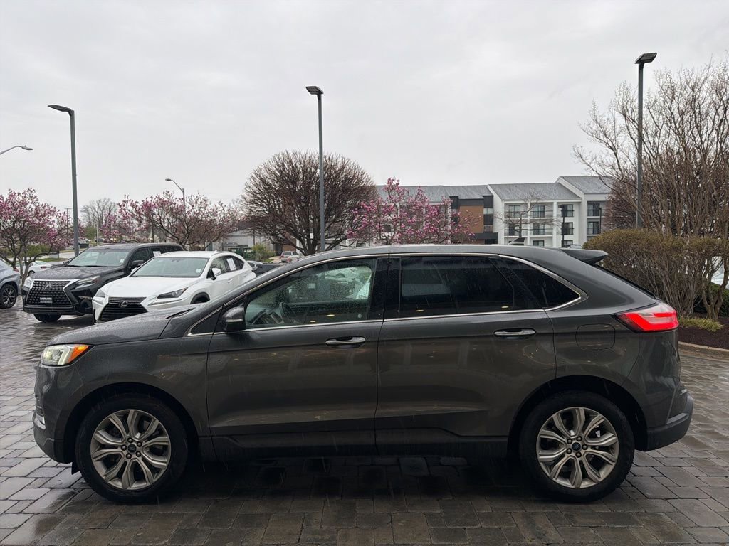 Used 2019 Ford Edge Titanium w/ Equipment Group 301A image 19