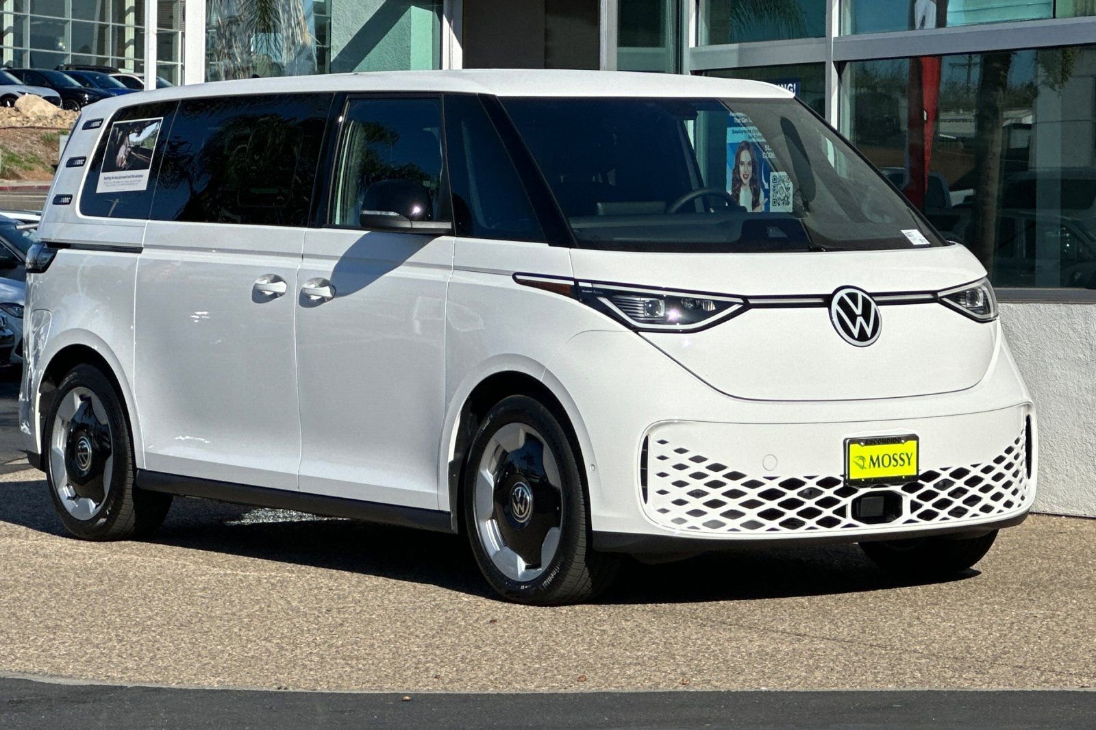 New 2025 Volkswagen ID. Buzz Pro S image 2