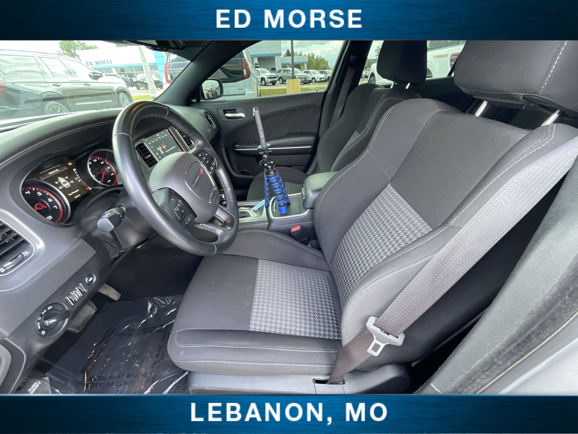 Used 2023 Dodge Charger GT w/ Technology Group RWD image 18