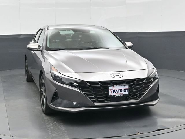 Used 2023 Hyundai Elantra Limited image 10