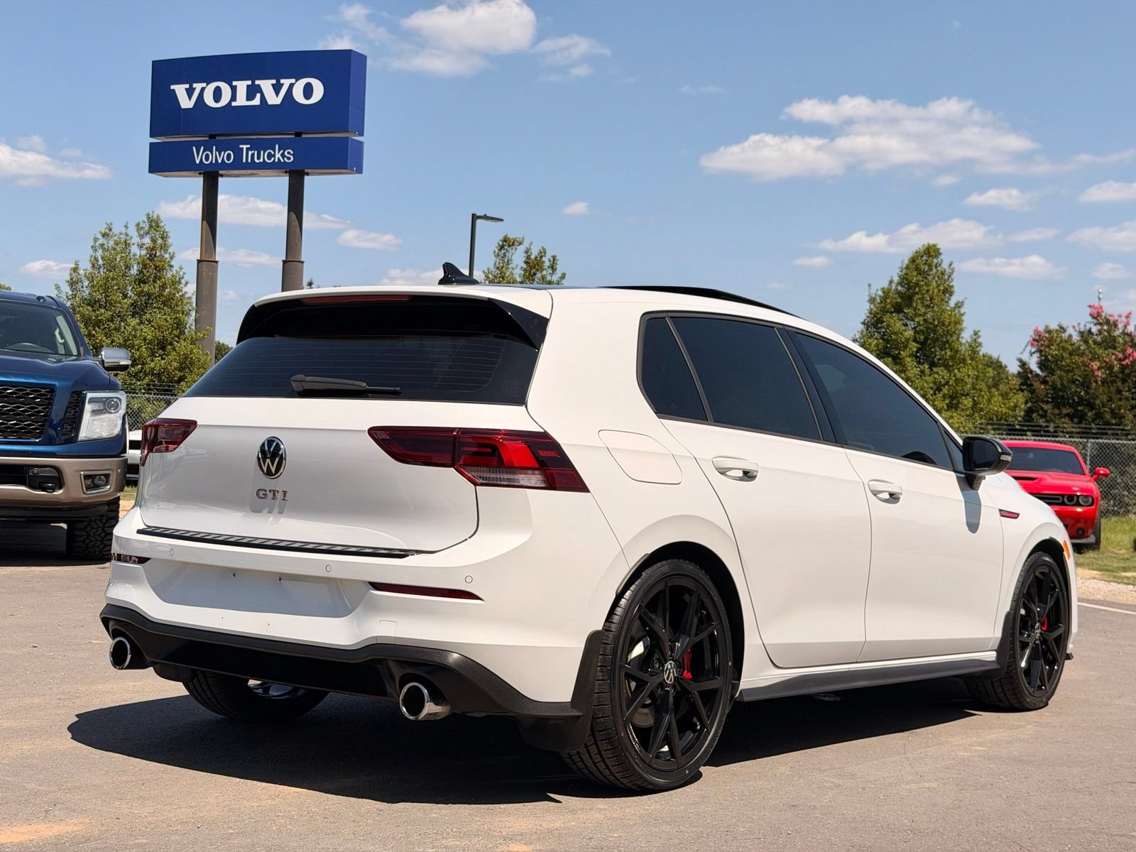 Used 2024 Volkswagen GTI SE w/ SE Leather Seats Package FWD image 12
