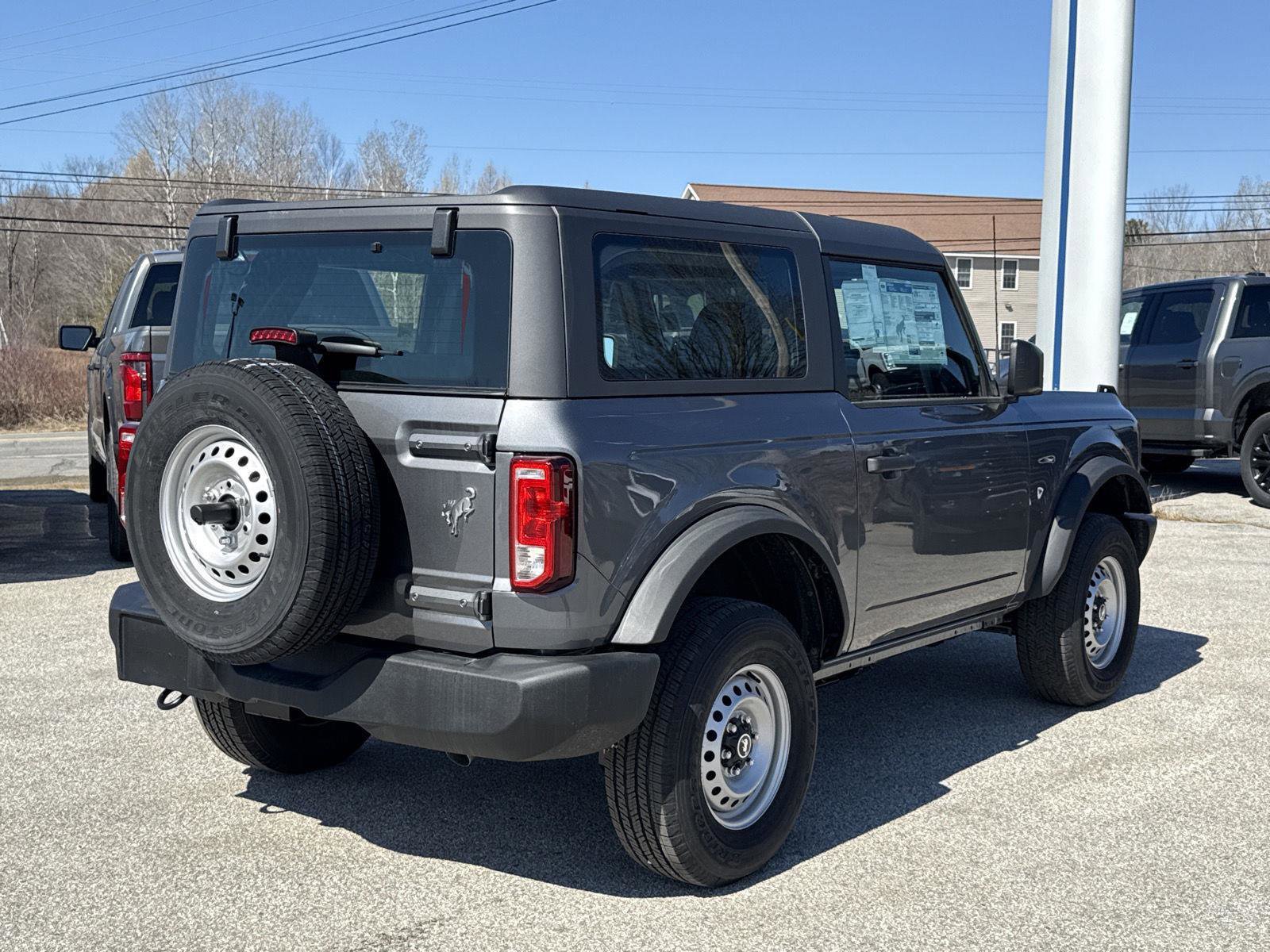 New 2025 Ford Bronco 2-Door AWD/4WD image 9