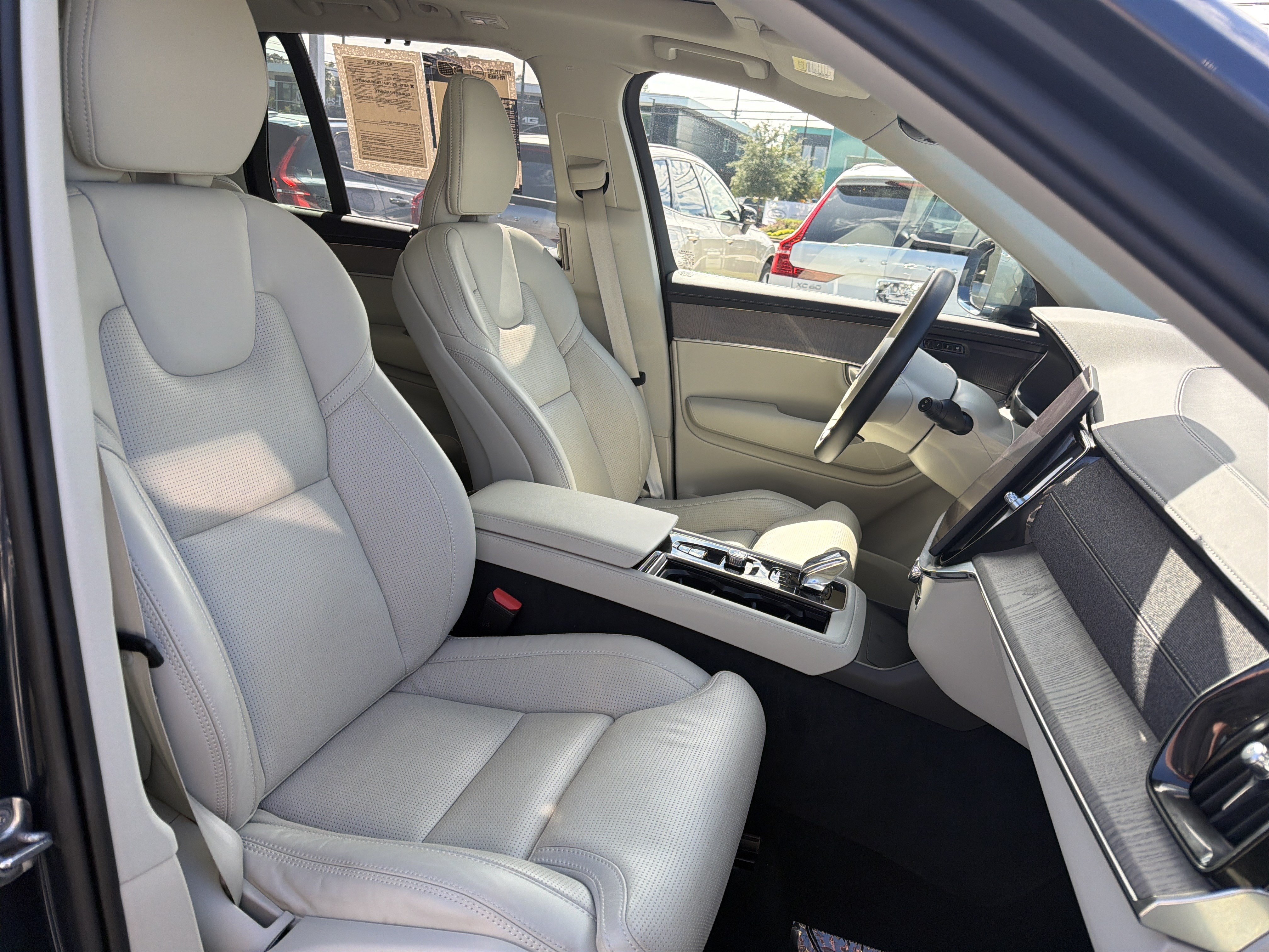 Certified 2026 Volvo XC90 B6 Ultra AWD/4WD image 35